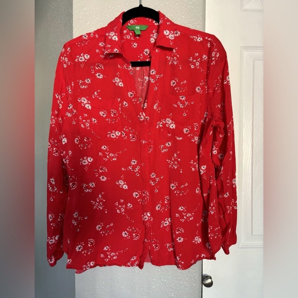 Dip Women’s Red Floral Print Button-Up Top Size L